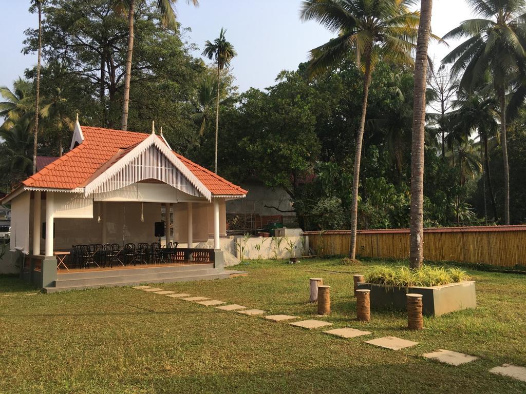 Willow Heights Athirappilly Exterior foto